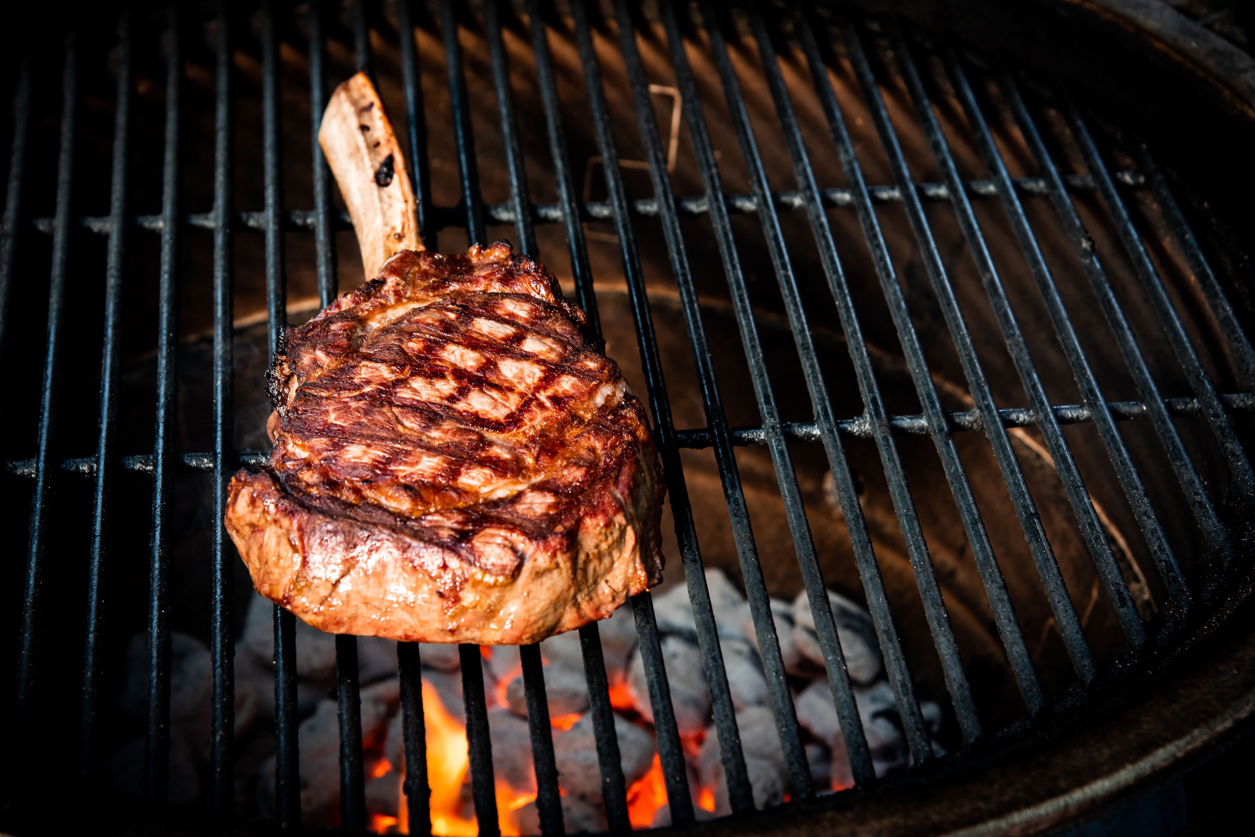 USDA Choice Tomahawk Ribeye